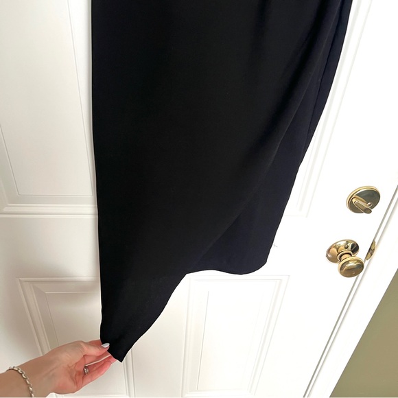 ASOS Crepe Mono Deep Plunge Pencil Dress • size 4 - Picture 6 of 7